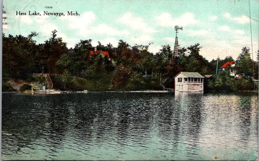 View of Hess Lake in Newaygo in Michigan 1909 Vintage Postcard SP17-14